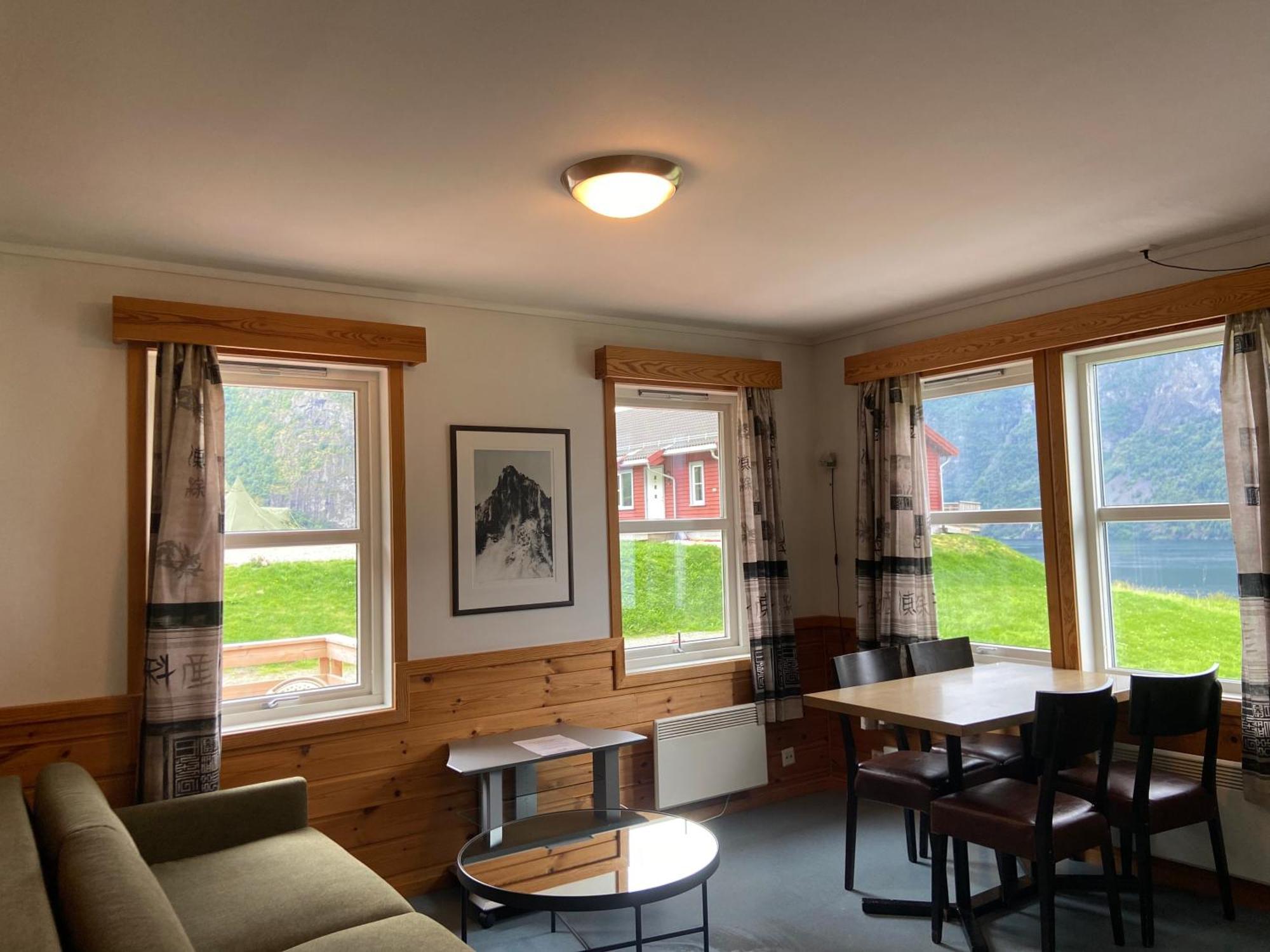 Winjum Apartments Aurland Stegastein ภายนอก รูปภาพ