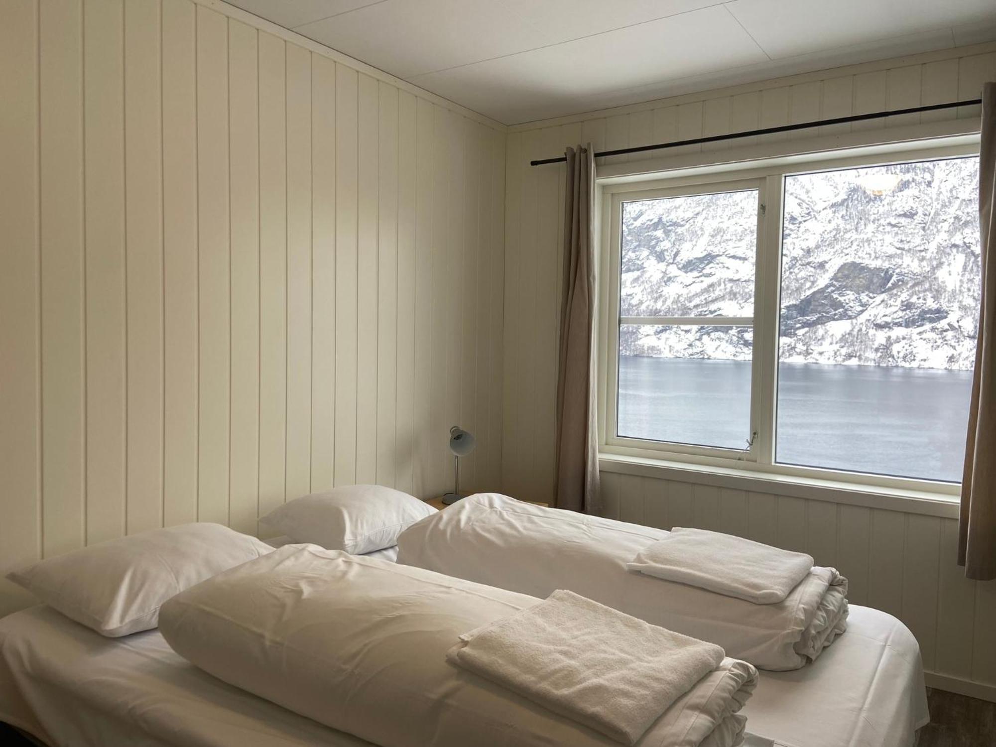 Winjum Apartments Aurland Stegastein ภายนอก รูปภาพ